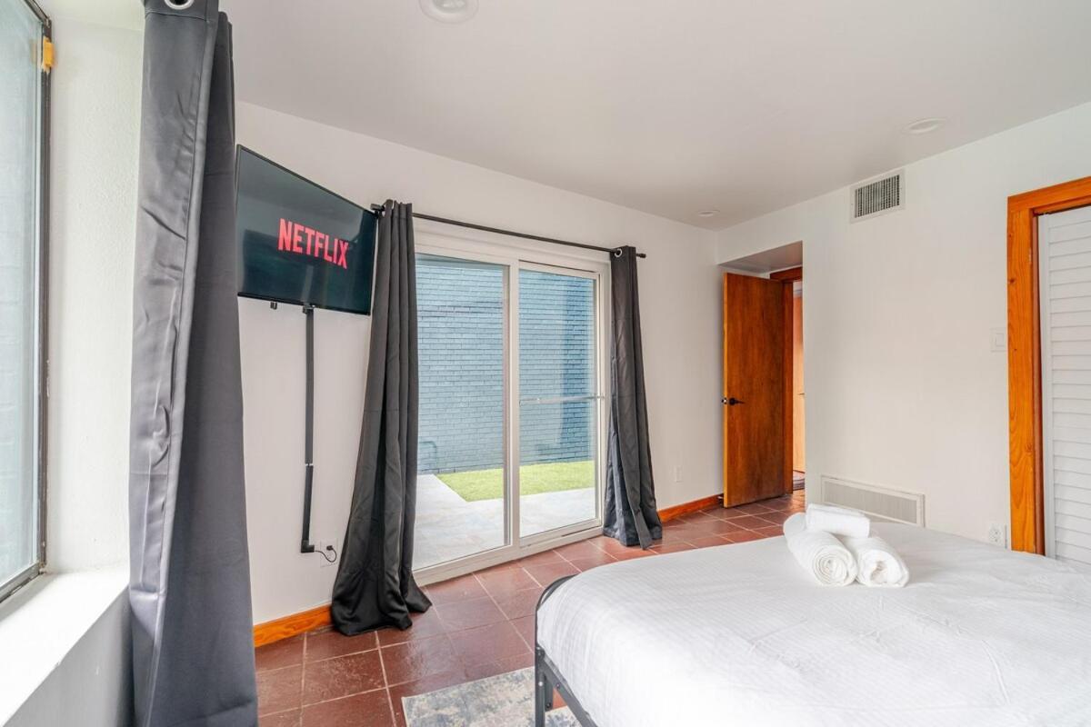 Two Large Homes In Huge Pool Evcharging * Houston