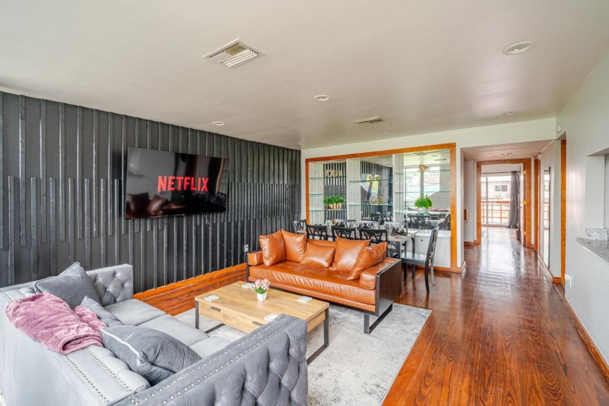 Two Large Homes In Huge Pool Evcharging Apartment