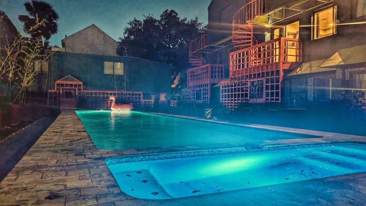 Apartment Two Large Homes In Huge Pool Evcharging Houston